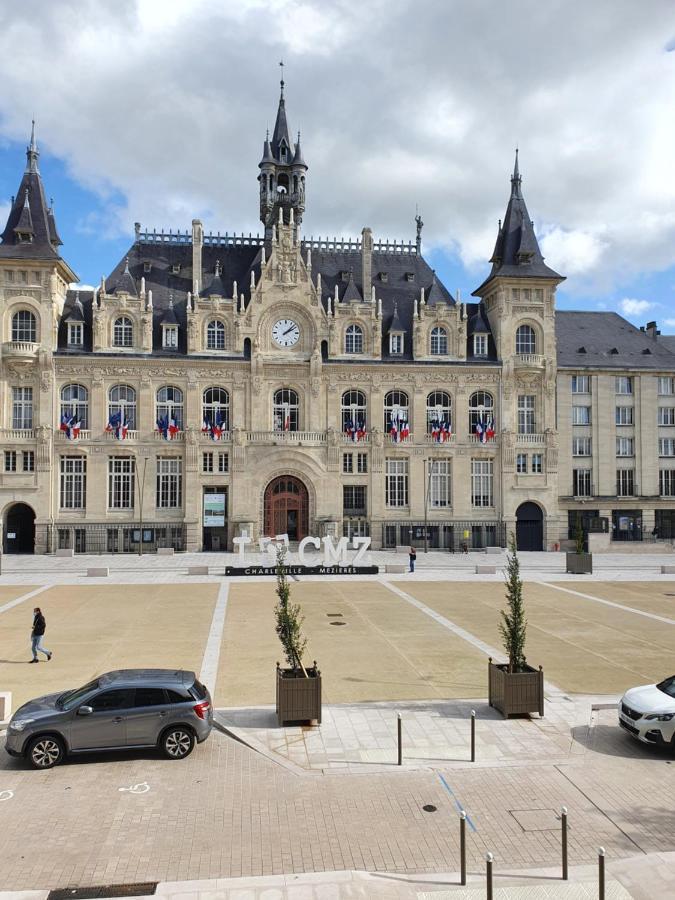 De L'hotel De Apartment